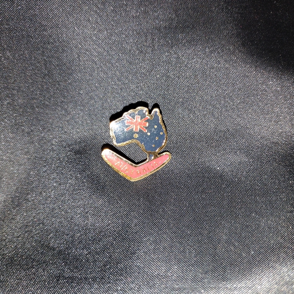 Vintage Australia Pin